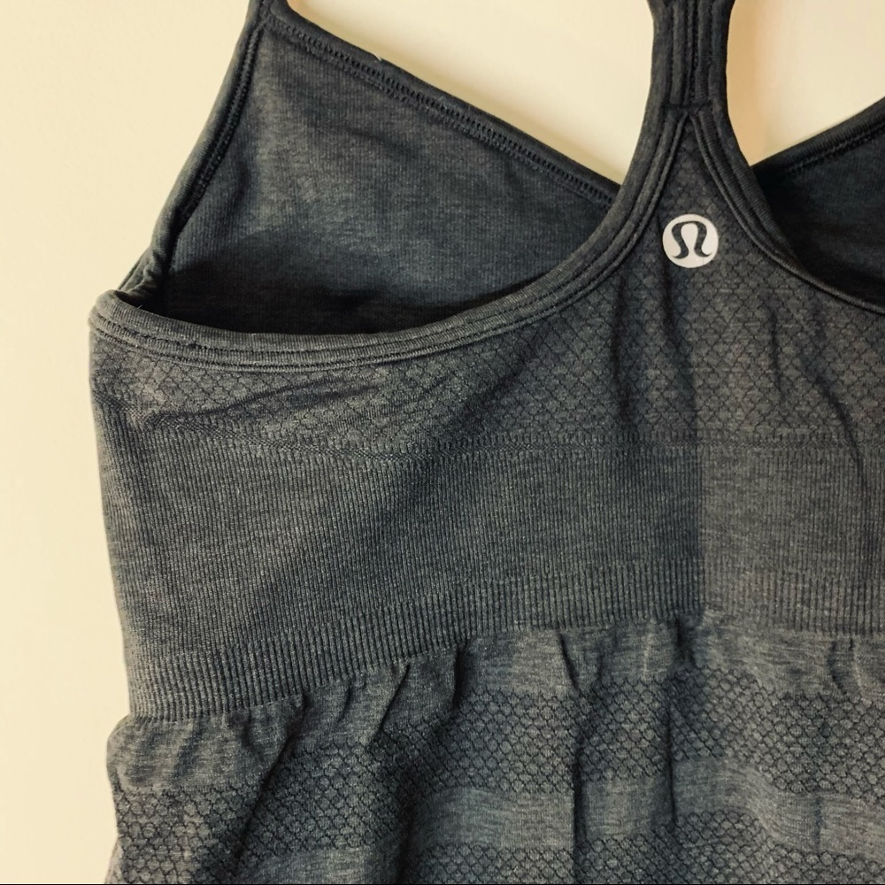 Lululemon Active Tank in Charcoal Grey S - Picture 7 of 7